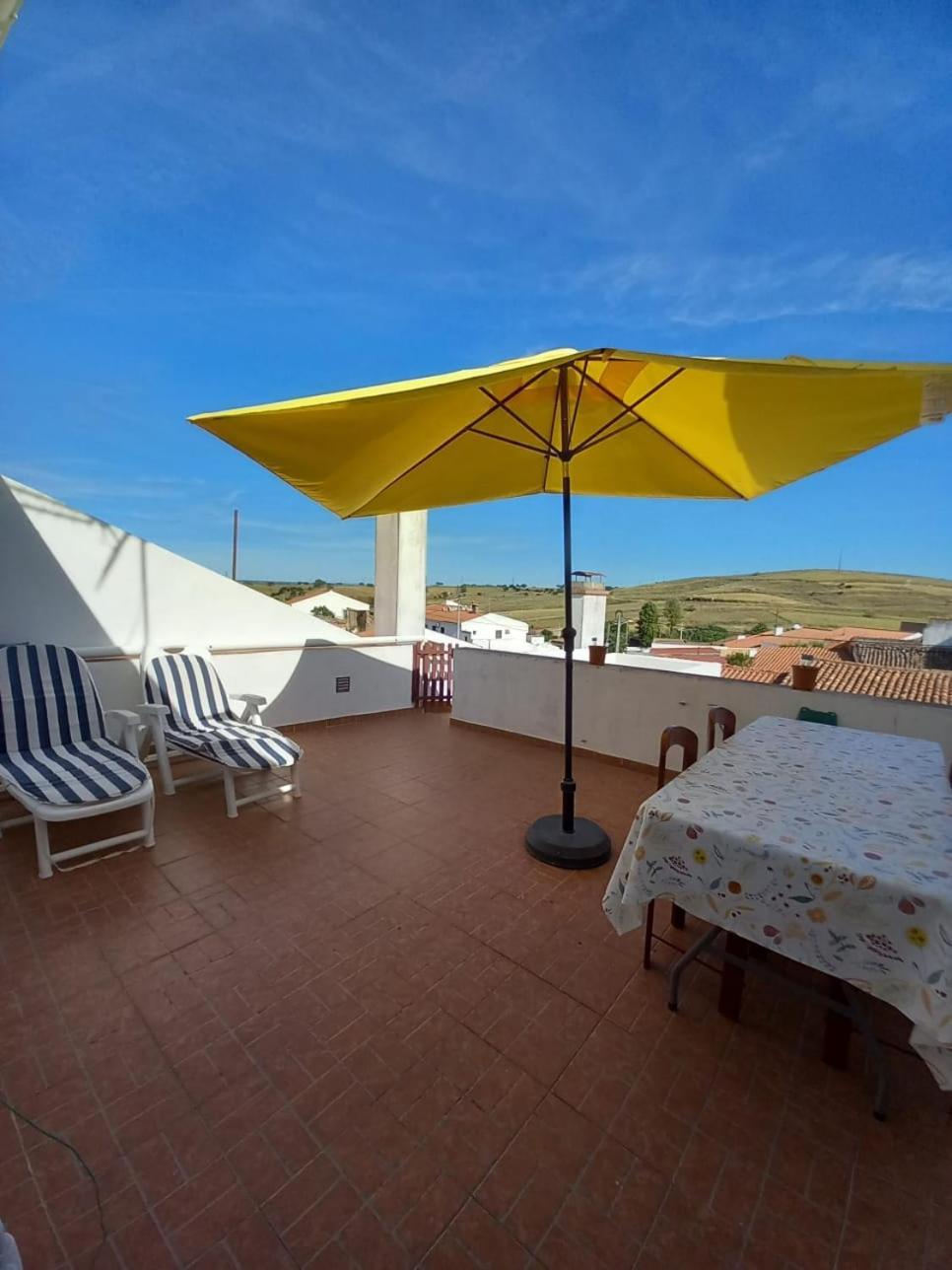 Casa Amarela - Praias Alqueva Povoa de Sao Miguel Dış mekan fotoğraf